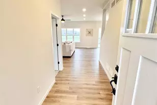 400 Michelle Ln, Cottage Grove, WI 53527 - Photo 6