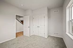 400 Michelle Ln, Cottage Grove, WI 53527 - Photo 12