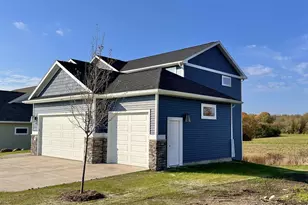 400 Michelle Ln, Cottage Grove, WI 53527 - Photo 2