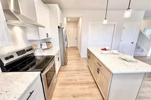 400 Michelle Ln, Cottage Grove, WI 53527 - Photo 24
