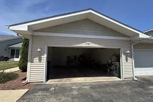 4636 Woodgate Dr, Janesville, WI 53546 - Photo 4