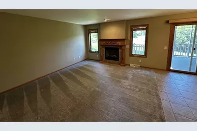 2401 Autumn Crest Road, Stoughton, WI 53589 - Photo 8