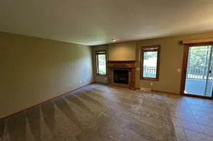 2401 Autumn Crest Rd, Stoughton, WI 53589 - Photo 8