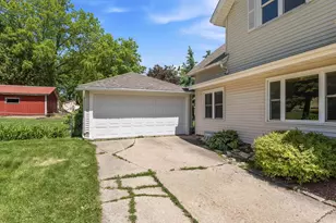 205 W Cherry St, Fox Lake, WI 53933 - Photo 18