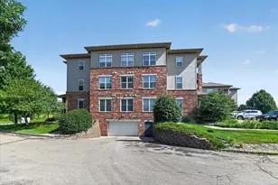 141 Metro Terrace, Madison, WI 53718 - Photo 8