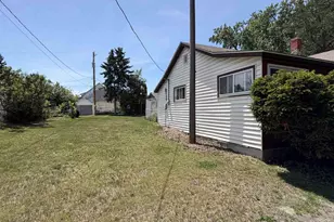 421 W Bridge St, New Lisbon, WI 53950 - Photo 24