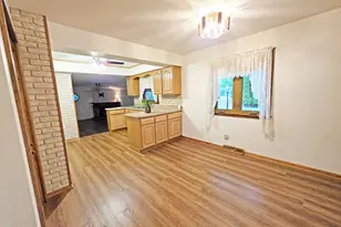 751 N Wright Rd, Janesville, WI 53546 - Photo 8