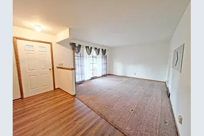 751 N Wright Road, Janesville, WI 53546 - Photo 4