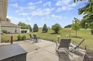 614 Belmont Dr, Watertown, WI 53094 - Photo 30