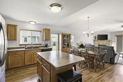 614 Belmont Drive, Watertown, WI 53094 - Photo 10