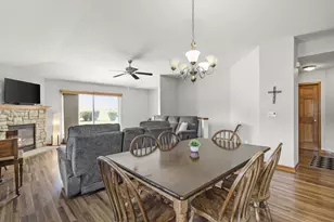 614 Belmont Dr, Watertown, WI 53094 - Photo 12