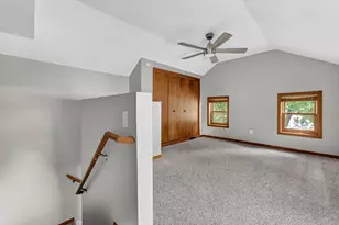 612 S Brooks St, Madison, WI 53715 - Photo 12