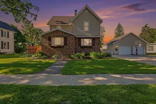 120 Pierce St, Randolph, WI 53956 - Photo 1
