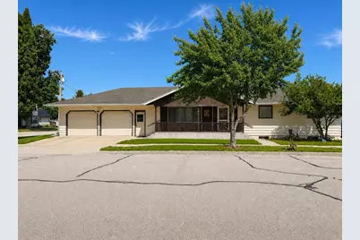 300 S Park Street, Albany, WI 53502 - Photo 2