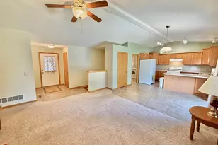 4630 Glacier View Dr, Milton, WI 53563 - Photo 10