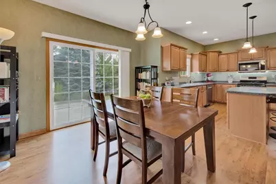 282 Lakeview Drive, Whitewater, WI 53190 - Photo 8