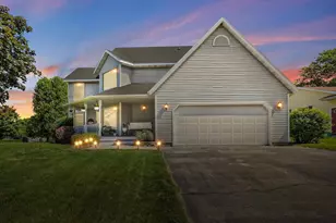 118 Vilas Hibbard Pkwy, Lodi, WI 53555 - Photo 8