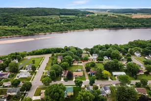 260 Holly Ct, Prairie Du Sac, WI 53578 - Photo 34