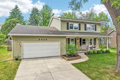 5838 Roanoke Drive, Fitchburg, WI 53719 - Photo 38