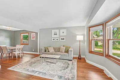 5838 Roanoke Drive, Fitchburg, WI 53719 - Photo 8