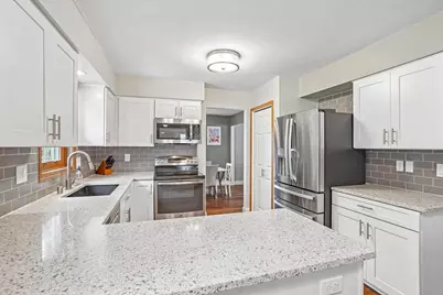 5838 Roanoke Drive, Fitchburg, WI 53719 - Photo 12