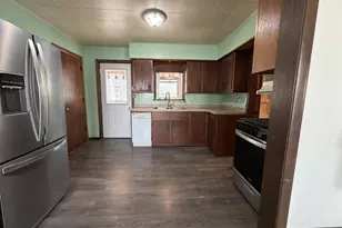 863 S Park St, Richland Center, WI 53581 - Photo 6