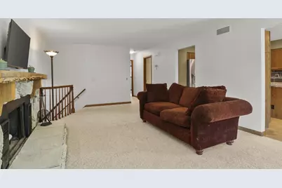 14 Weeping Birch Circle, Madison, WI 53704 - Photo 4