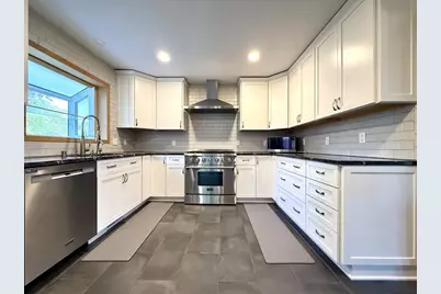 4701 Starker Avenue, Madison, WI 53716 - Photo 12