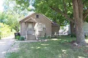 1721 Harrison Ave, Beloit, WI 53511 - Photo 2