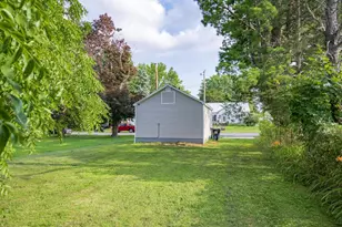429 West Ave, Mauston, WI 53948 - Photo 4