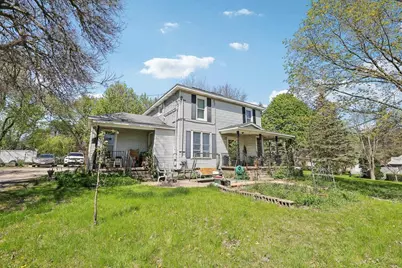 604 9th Avenue, Baraboo, WI 53913 - Photo 2