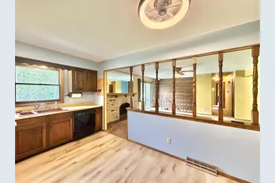 928 Columbia Drive, Janesville, WI 53546 - Photo 10