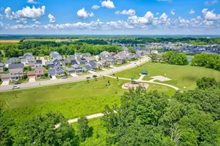 10314 White Fox Ln, Madison, WI 53593 - Photo 4