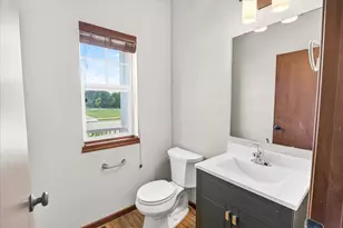 10314 White Fox Ln, Verona, WI 53593 - Photo 4