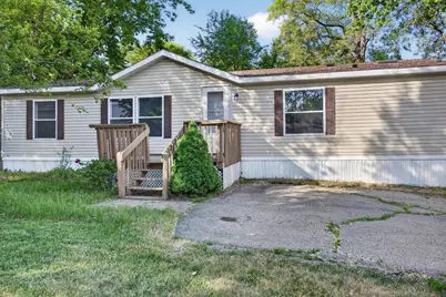 868 Norman Drive #167, Stoughton, WI 53589 - Photo 2