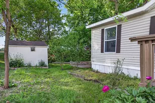 868 Norman Dr, Stoughton, WI 53589 - Photo 22