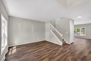 6206 Dominion Dr, Madison, WI 53718 - Photo 10