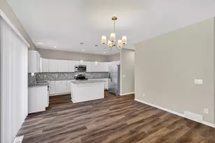 6206 Dominion Dr, Madison, WI 53718 - Photo 20