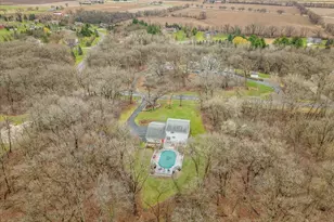 6800 W Thornapple Dr, Janesville, WI 53548 - Photo 70