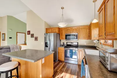 2922 Interlaken Pass, Madison, WI 53719 - Photo 6