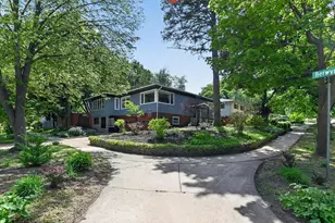 434 Berwyn Dr, Madison, WI 53711 - Photo 4