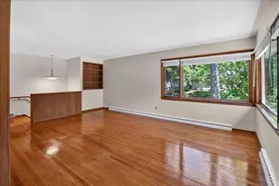 434 Berwyn Dr, Madison, WI 53711 - Photo 14
