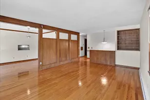 434 Berwyn Dr, Madison, WI 53711 - Photo 12