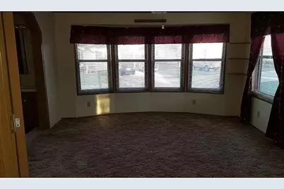 W210N11678 Pinecrest Lane, Germantown, WI 53022 - Photo 10