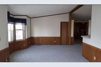 W210N11678 Pinecrest Lane, Germantown, WI 53022 - Photo 8