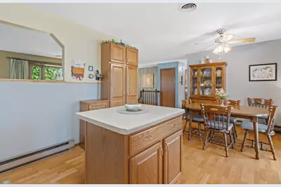 839 Suellen Lane, Portage, WI 53901 - Photo 8