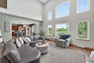 1161 Heritage Ct, Sun Prairie, WI 53590 - Photo 8