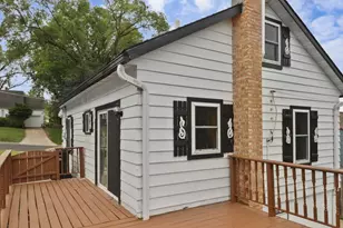420 Linde St, DeForest, WI 53532 - Photo 6