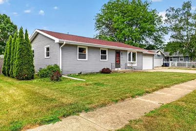 1304 S Orchard Street, Janesville, WI 53546 - Photo 2