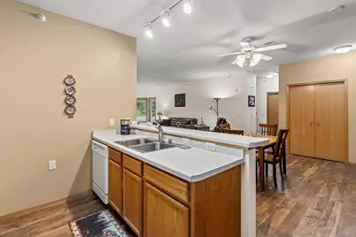 410 New Age Circle #208, Verona, WI 53593 - Photo 8